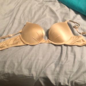 Nude colored push up bra -size 34B